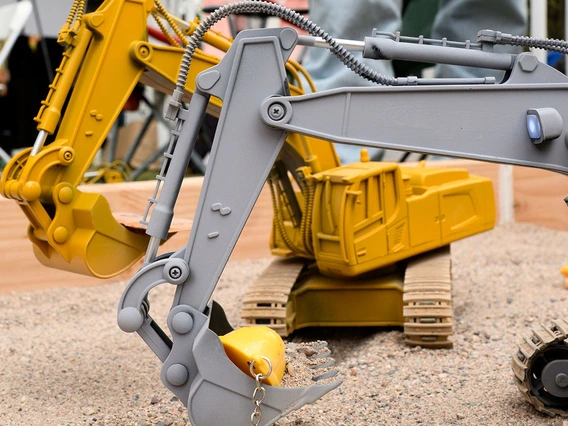 A yellow digging shovel.