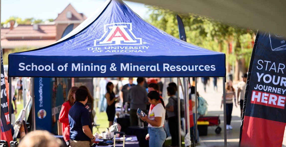 A School of Mining & Mineral Resources tent at the University of Arizona.