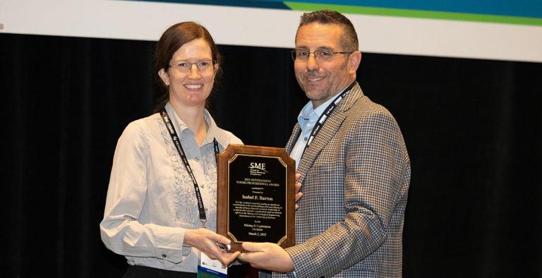 MGE assistant professor Isabel Barton is presented with the 2021 Outstanding Young Professional award from The Society for Mining, Metallurgy and Exploration. 